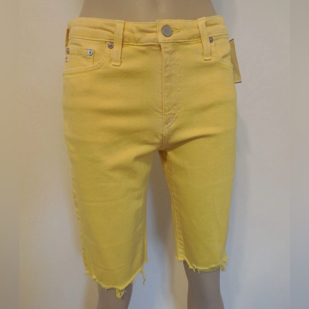 NWTs women's AG raw hem bermuda denim shorts in yellow - Size 27
